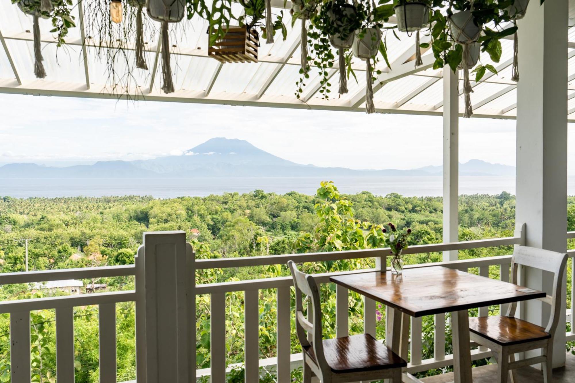 Mambo Hill Resort Ped エクステリア 写真